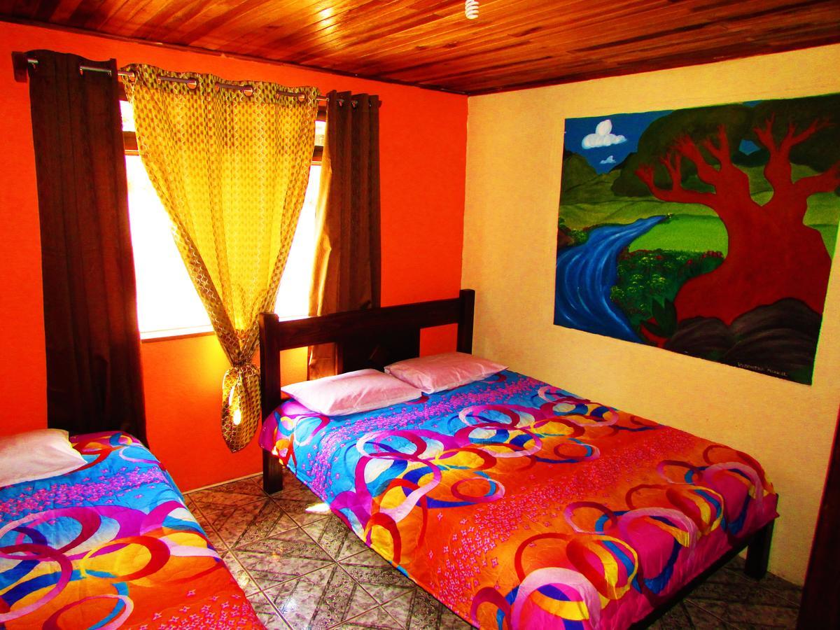 Que Tuanis Hostel モンテベルデ エクステリア 写真