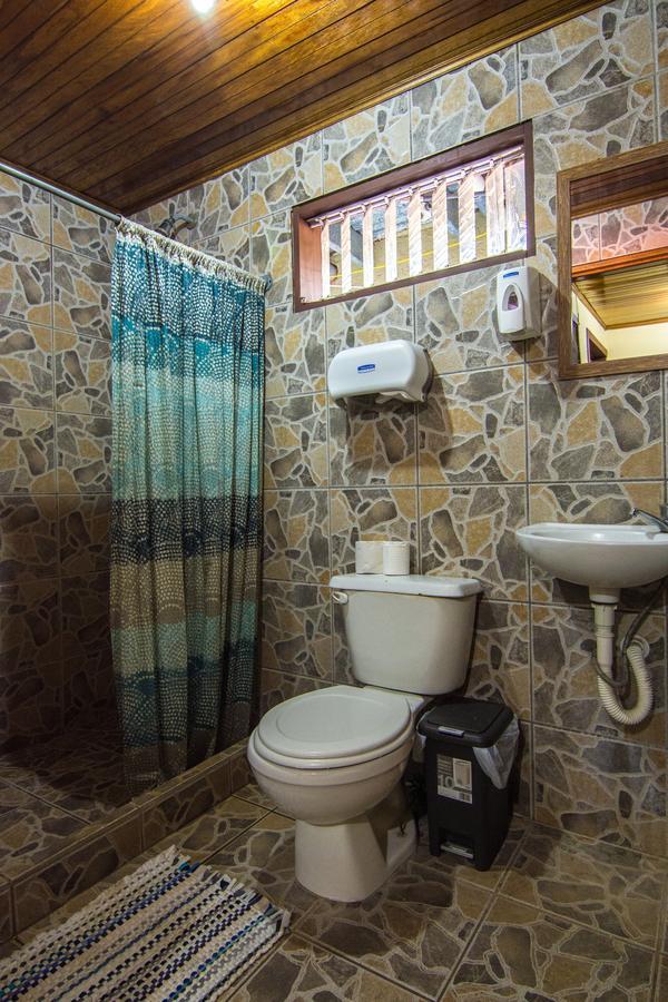 Que Tuanis Hostel モンテベルデ エクステリア 写真