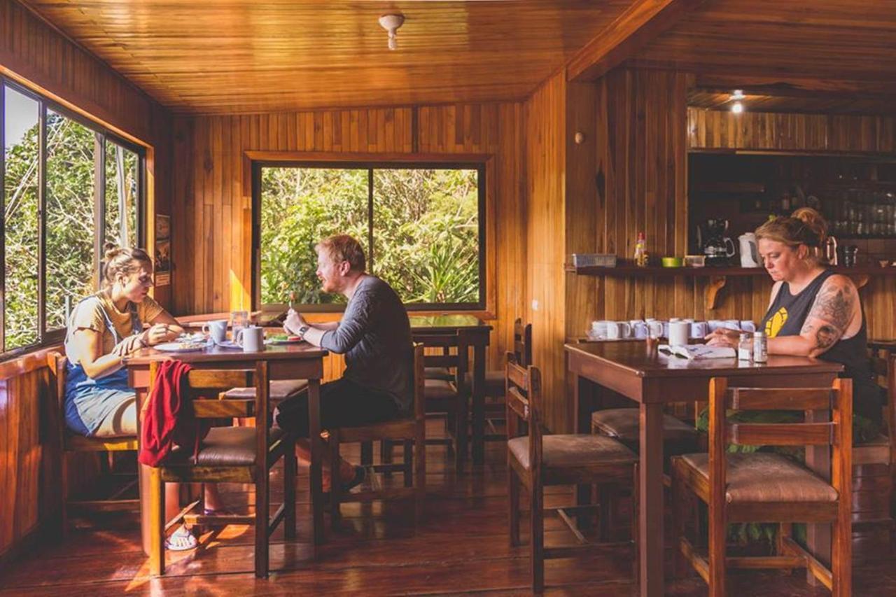 Que Tuanis Hostel モンテベルデ エクステリア 写真